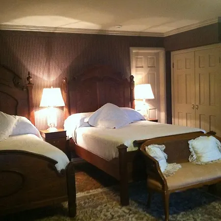 Corners Mansion Inn - A Bed And Breakfast Vicksburg Room photo